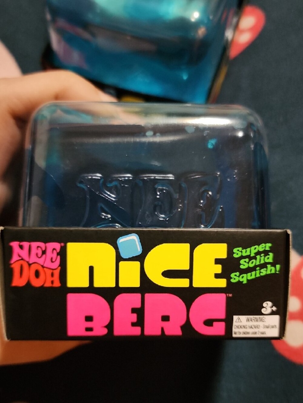 Niceberg Super Solid Squish Toy - Blue - Needoh - Picture 5 of 6